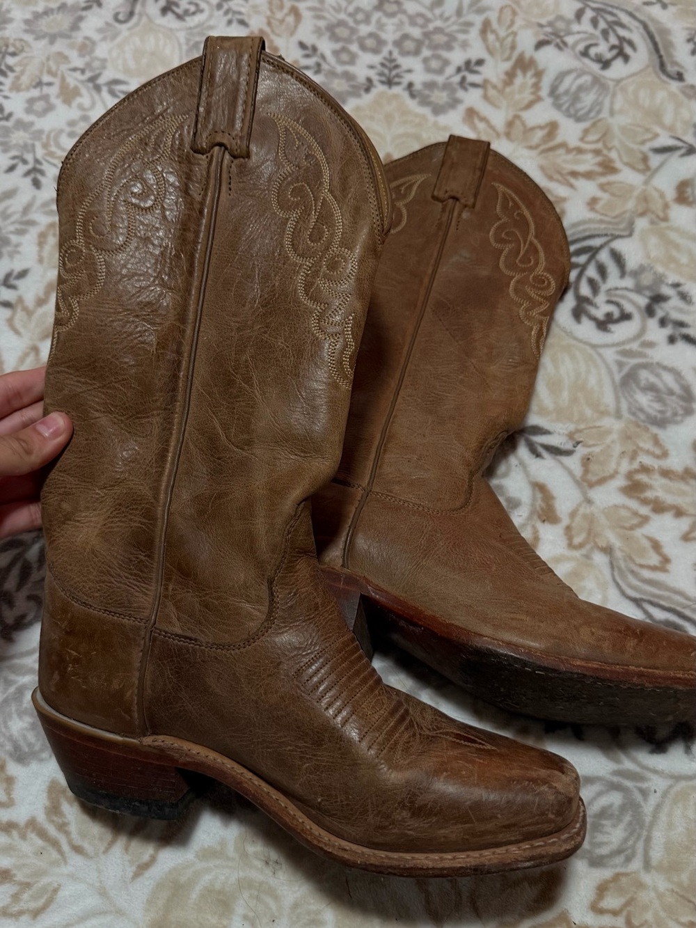 Women's Tan Leather Heeled Western Boots